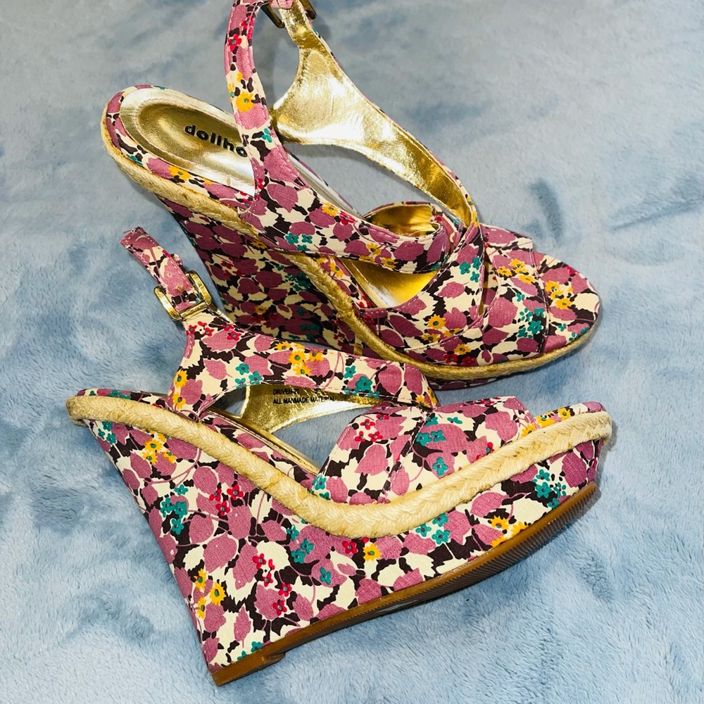 Dollhouse Wedge Heels